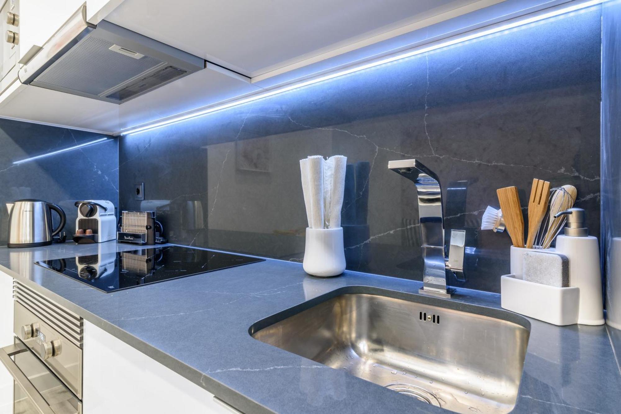 Whome City Chic Escape: Your Stylish Haven In Downtown Lisboa Exteriér fotografie