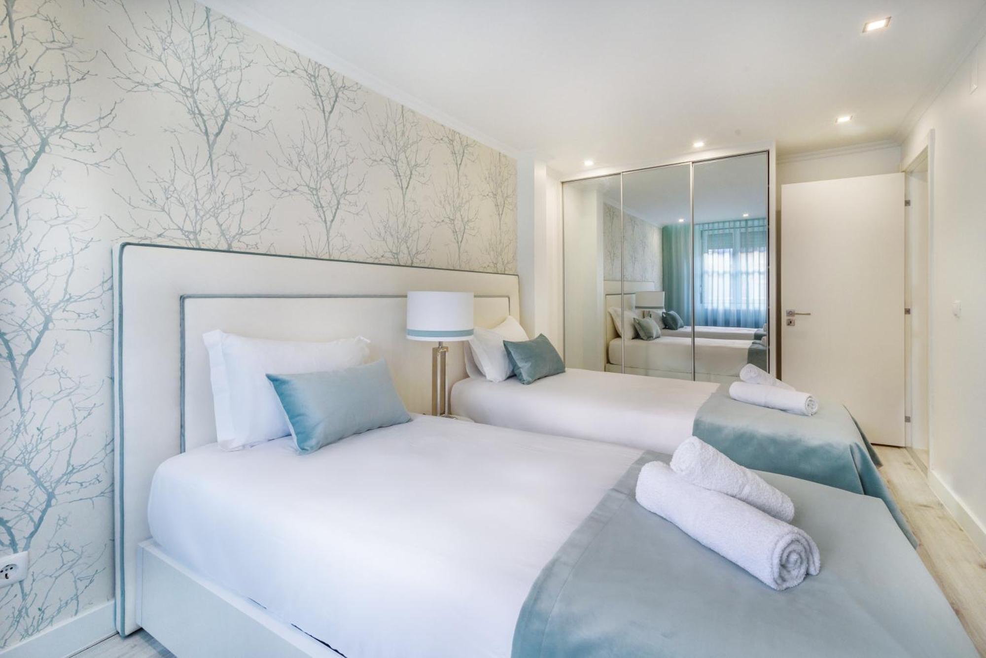 Whome City Chic Escape: Your Stylish Haven In Downtown Lisboa Exteriér fotografie